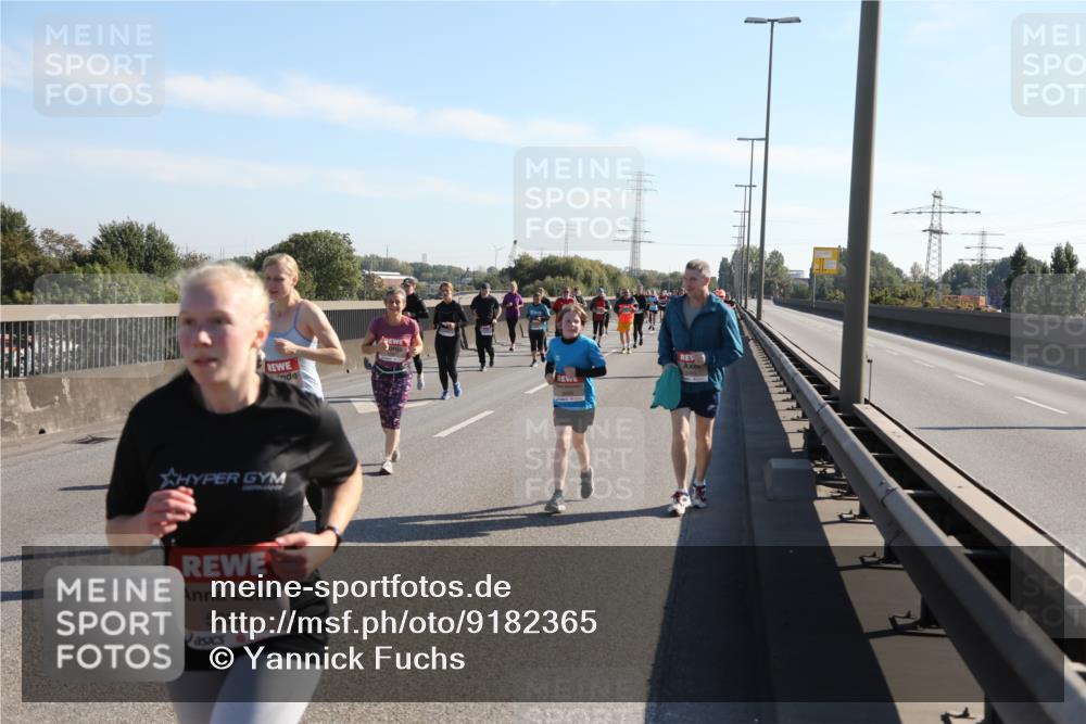 03.10.2025 - Köhlbrandbrückenlauf Yannick Fuchs http://msf.ph/oto/9182365 03.10.2025 11:24:46 Position 3 5320 meine-sportfotos.de