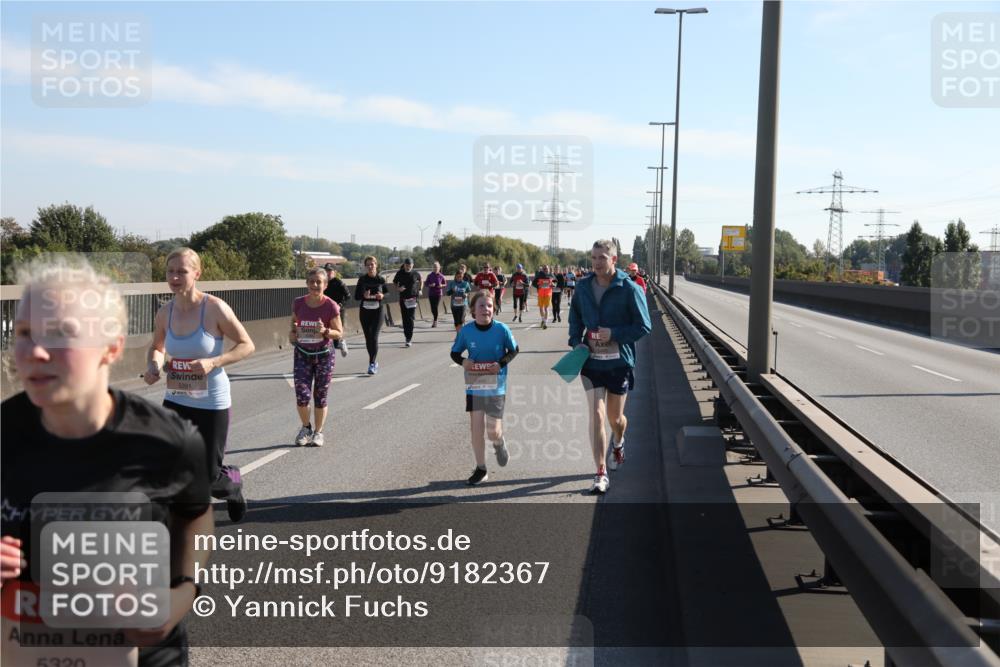03.10.2025 - Köhlbrandbrückenlauf Yannick Fuchs http://msf.ph/oto/9182367 03.10.2025 11:24:46 Position 3 5320, 5391 meine-sportfotos.de