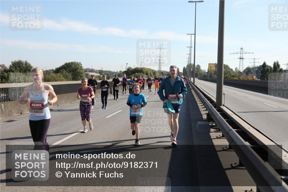 03.10.2025 - Köhlbrandbrückenlauf Yannick Fuchs http://msf.ph/oto/9182371 03.10.2025 11:24:46 Position 3 5391 meine-sportfotos.de