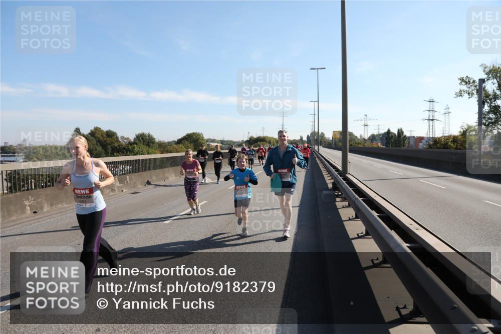 03.10.2025 - Köhlbrandbrückenlauf Yannick Fuchs http://msf.ph/oto/9182379 03.10.2025 11:24:47 Position 3  meine-sportfotos.de