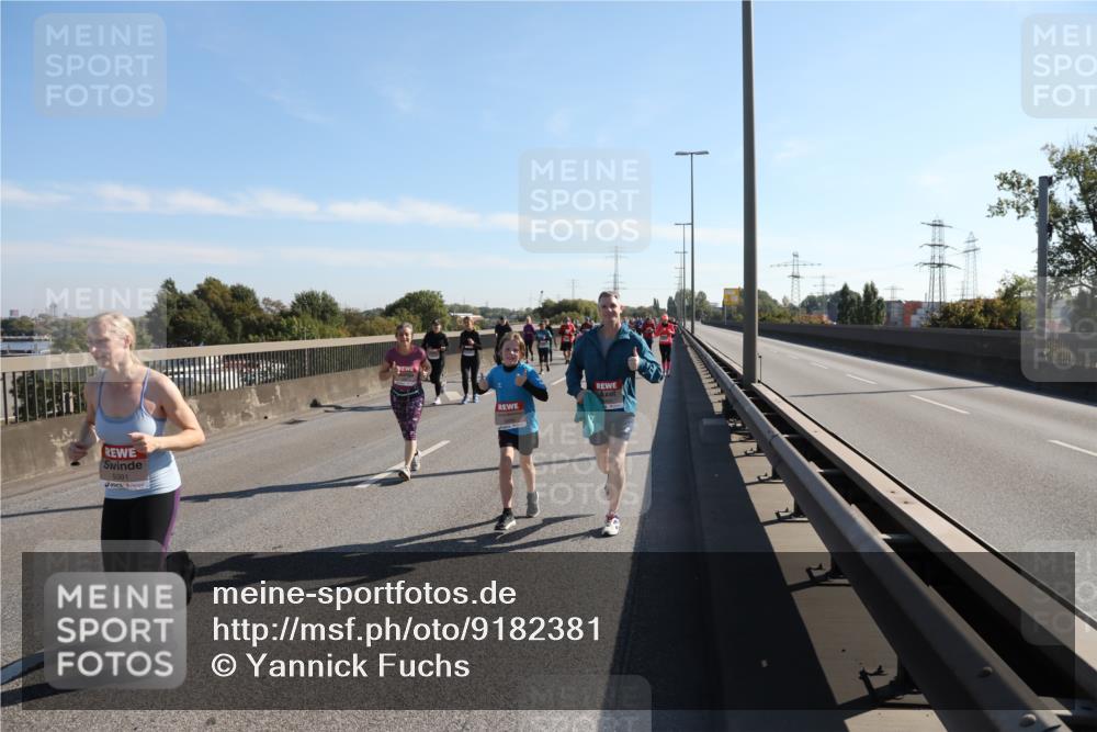 03.10.2025 - Köhlbrandbrückenlauf Yannick Fuchs http://msf.ph/oto/9182381 03.10.2025 11:24:47 Position 3 5391 meine-sportfotos.de