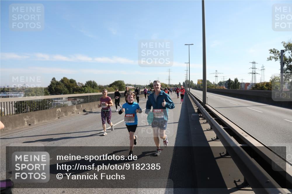 03.10.2025 - Köhlbrandbrückenlauf Yannick Fuchs http://msf.ph/oto/9182385 03.10.2025 11:24:47 Position 3  meine-sportfotos.de