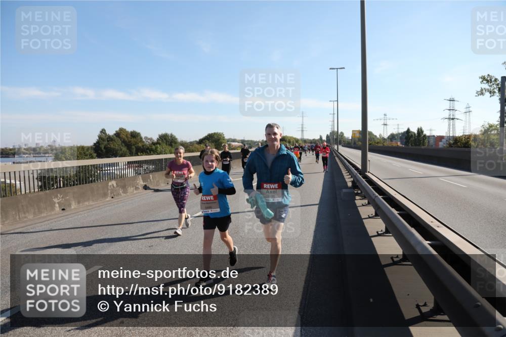 03.10.2025 - Köhlbrandbrückenlauf Yannick Fuchs http://msf.ph/oto/9182389 03.10.2025 11:24:47 Position 3 5496 meine-sportfotos.de