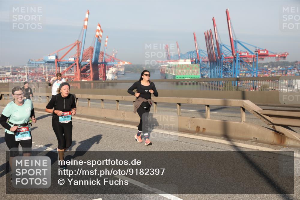03.10.2025 - Köhlbrandbrückenlauf Yannick Fuchs http://msf.ph/oto/9182397 03.10.2025 08:59:48 Position 2 2924, 2397 meine-sportfotos.de