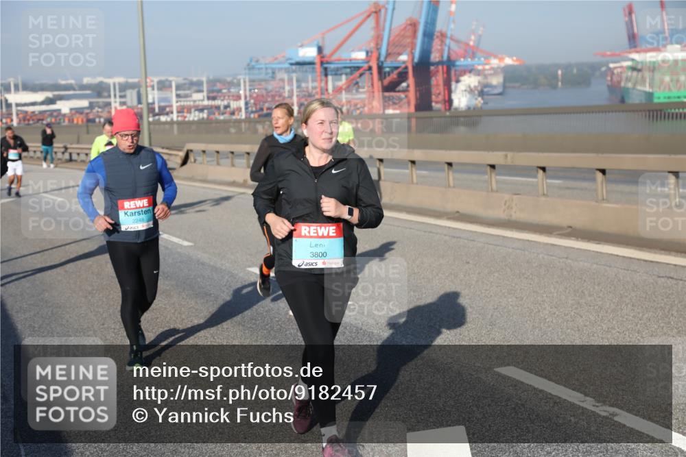 03.10.2025 - Köhlbrandbrückenlauf Yannick Fuchs http://msf.ph/oto/9182457 03.10.2025 08:59:59 Position 2 2248, 3800 meine-sportfotos.de