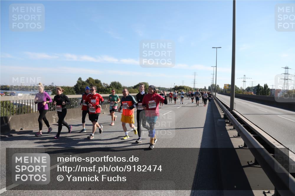 03.10.2025 - Köhlbrandbrückenlauf Yannick Fuchs http://msf.ph/oto/9182474 03.10.2025 11:24:57 Position 3 888 meine-sportfotos.de