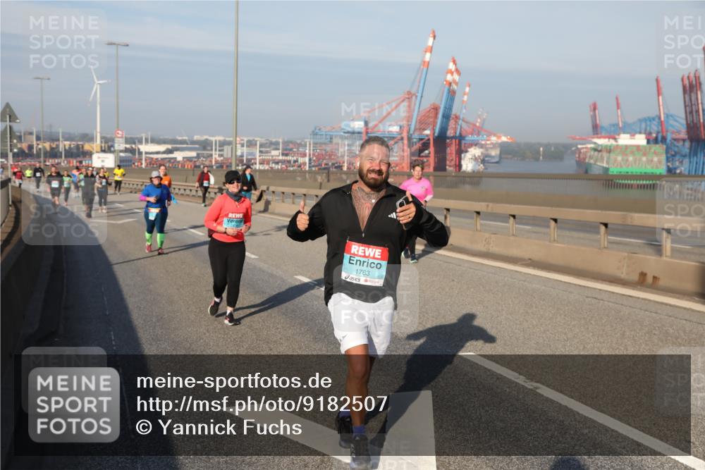 03.10.2025 - Köhlbrandbrückenlauf Yannick Fuchs http://msf.ph/oto/9182507 03.10.2025 09:00:09 Position 2 1763 meine-sportfotos.de