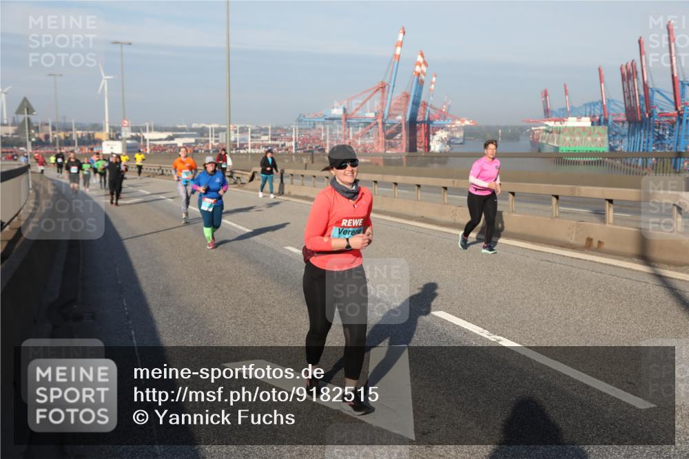 03.10.2025 - Köhlbrandbrückenlauf Yannick Fuchs http://msf.ph/oto/9182515 03.10.2025 09:00:11 Position 2  meine-sportfotos.de