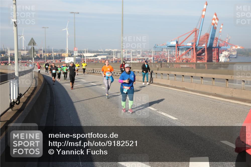 03.10.2025 - Köhlbrandbrückenlauf Yannick Fuchs http://msf.ph/oto/9182521 03.10.2025 09:00:12 Position 2  meine-sportfotos.de