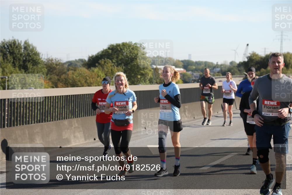 03.10.2025 - Köhlbrandbrückenlauf Yannick Fuchs http://msf.ph/oto/9182526 03.10.2025 11:25:02 Position 3 6736, 5267, 5442 meine-sportfotos.de