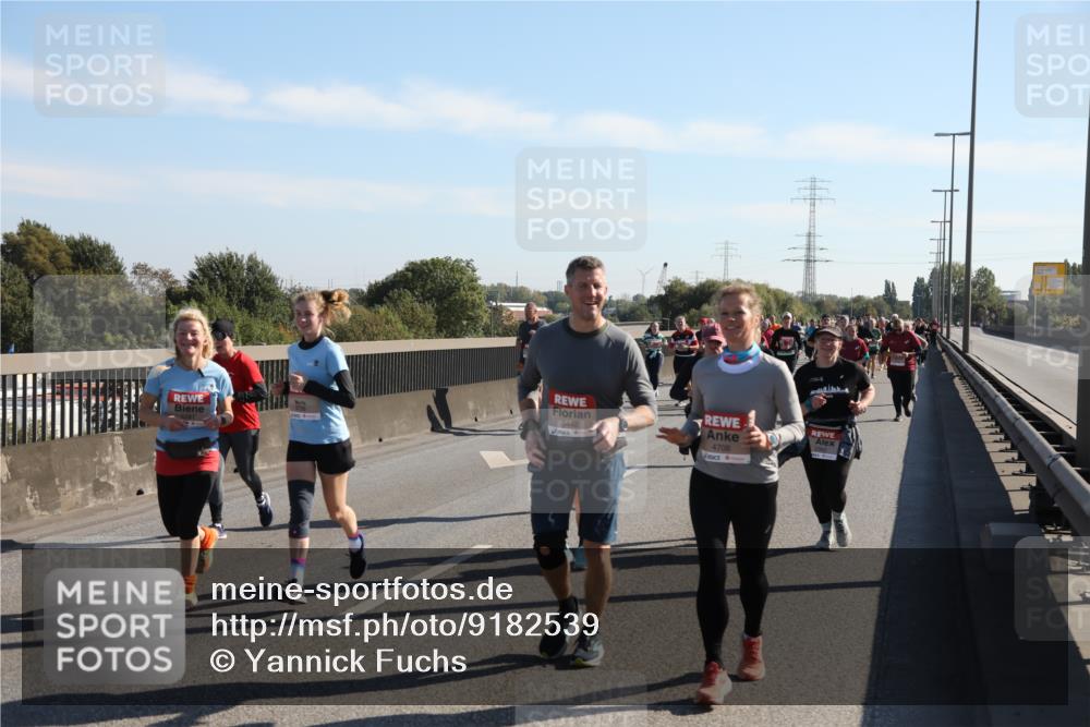 03.10.2025 - Köhlbrandbrückenlauf Yannick Fuchs http://msf.ph/oto/9182539 03.10.2025 11:25:04 Position 3 5442, 4708 meine-sportfotos.de
