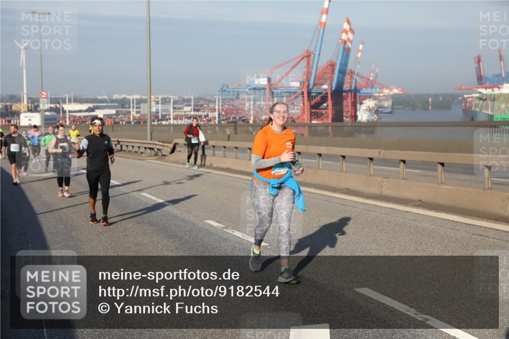 03.10.2025 - Köhlbrandbrückenlauf Yannick Fuchs http://msf.ph/oto/9182544 03.10.2025 09:00:16 Position 2  meine-sportfotos.de