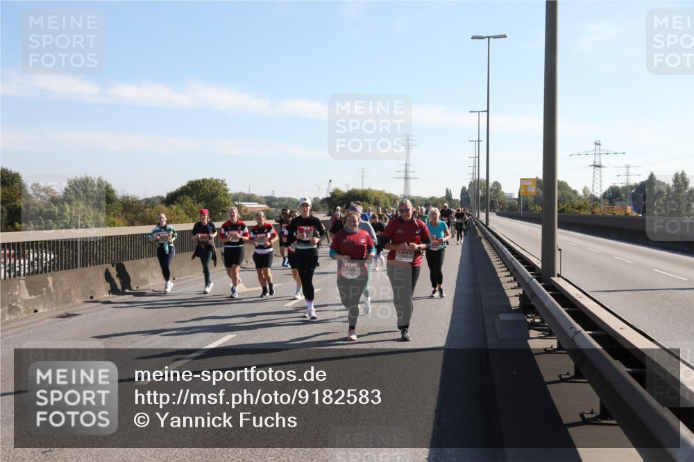 03.10.2025 - Köhlbrandbrückenlauf Yannick Fuchs http://msf.ph/oto/9182583 03.10.2025 11:25:10 Position 3 5533 meine-sportfotos.de