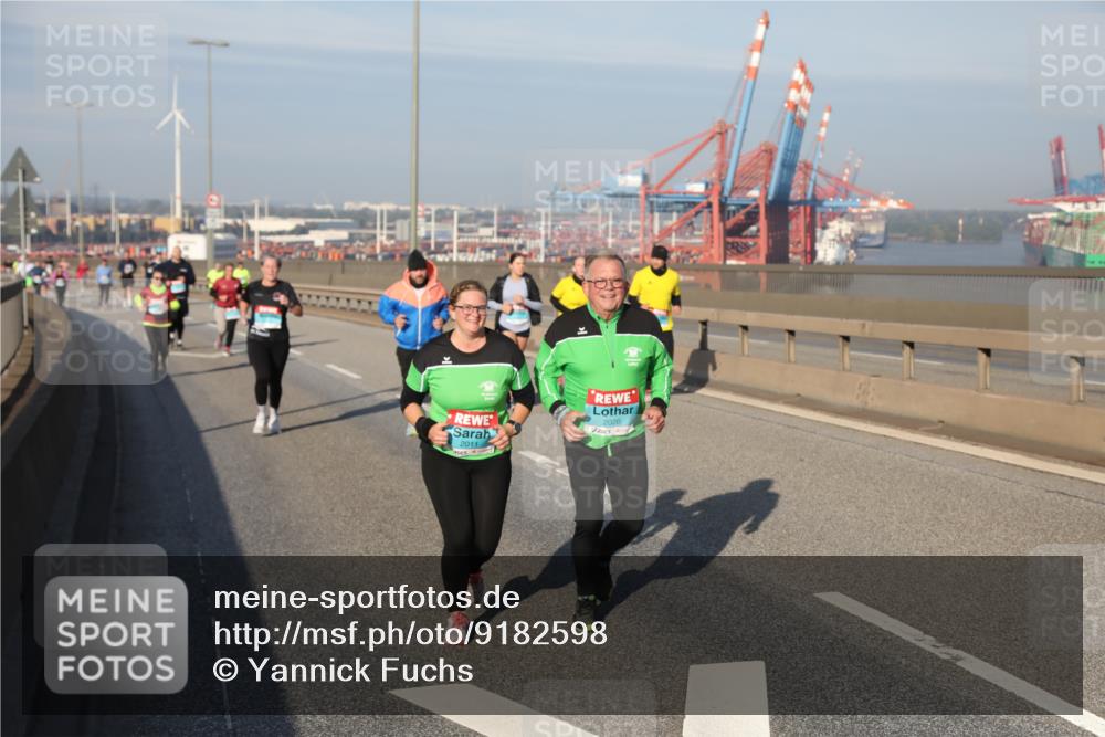 03.10.2025 - Köhlbrandbrückenlauf Yannick Fuchs http://msf.ph/oto/9182598 03.10.2025 09:00:28 Position 2 2011, 2020 meine-sportfotos.de