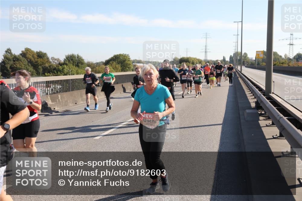 03.10.2025 - Köhlbrandbrückenlauf Yannick Fuchs http://msf.ph/oto/9182603 03.10.2025 11:25:15 Position 3 6670 meine-sportfotos.de