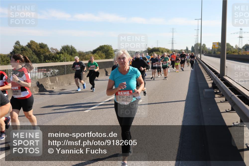 03.10.2025 - Köhlbrandbrückenlauf Yannick Fuchs http://msf.ph/oto/9182605 03.10.2025 11:25:15 Position 3 5036, 6670 meine-sportfotos.de