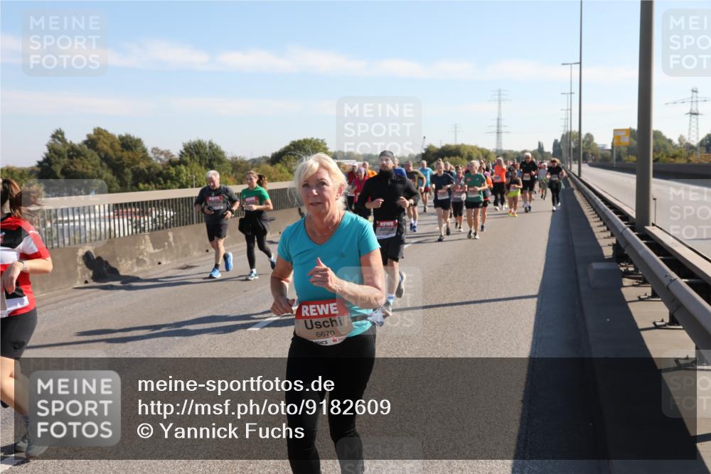 03.10.2025 - Köhlbrandbrückenlauf Yannick Fuchs http://msf.ph/oto/9182609 03.10.2025 11:25:15 Position 3 6670 meine-sportfotos.de
