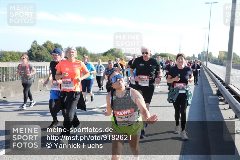 03.10.2025 - Köhlbrandbrückenlauf Yannick Fuchs http://msf.ph/oto/9182621 03.10.2025 11:25:24 Position 3 5462, 5264, 5576 meine-sportfotos.de