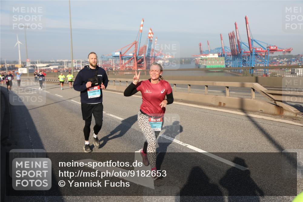 03.10.2025 - Köhlbrandbrückenlauf Yannick Fuchs http://msf.ph/oto/9182653 03.10.2025 09:00:38 Position 2 2148 meine-sportfotos.de