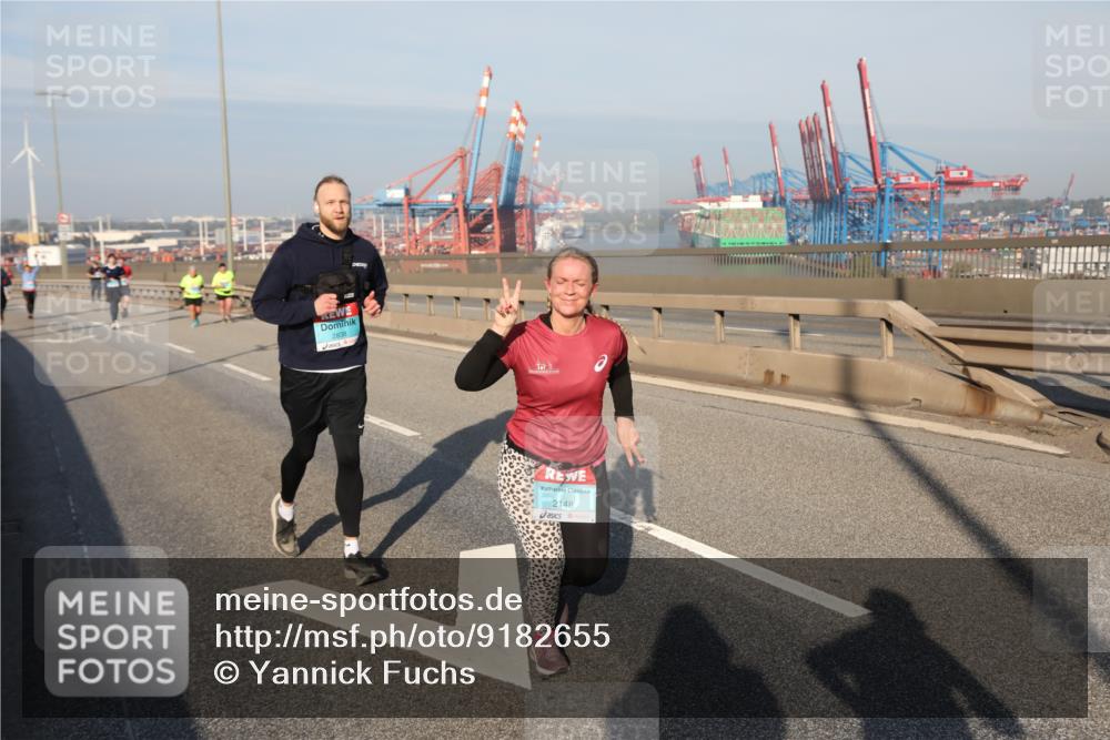 03.10.2025 - Köhlbrandbrückenlauf Yannick Fuchs http://msf.ph/oto/9182655 03.10.2025 09:00:39 Position 2 2838, 2148 meine-sportfotos.de