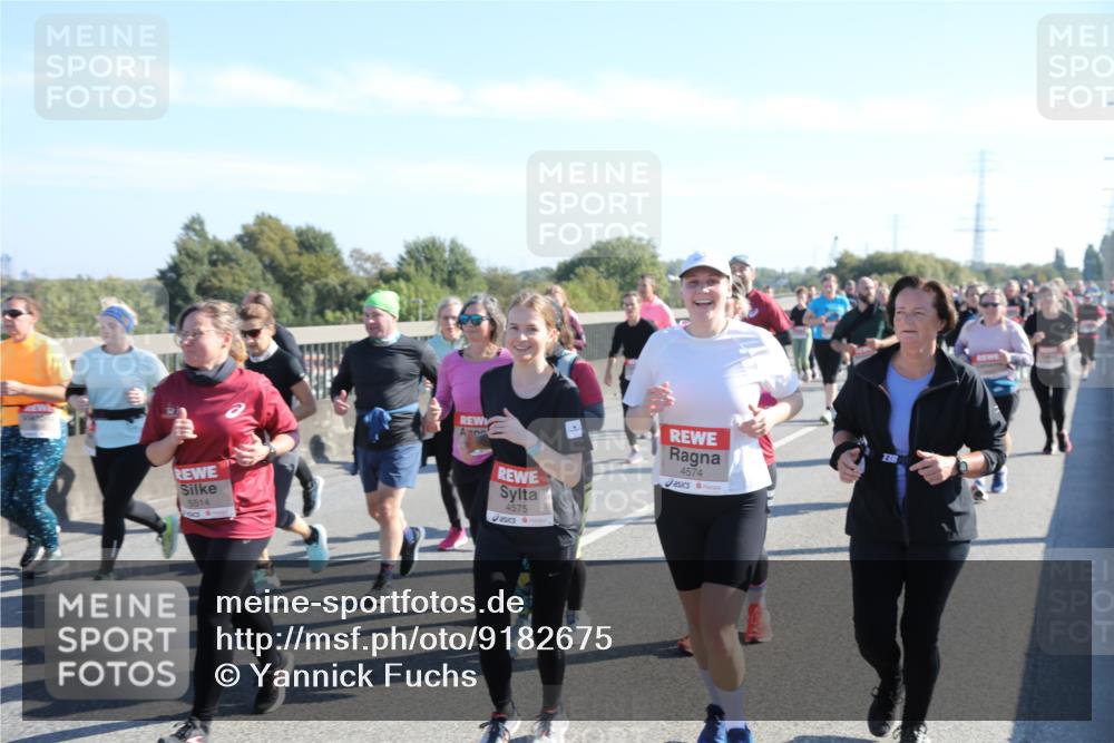 03.10.2025 - Köhlbrandbrückenlauf Yannick Fuchs http://msf.ph/oto/9182675 03.10.2025 11:25:29 Position 3 5514, 4575, 4574, 3 meine-sportfotos.de