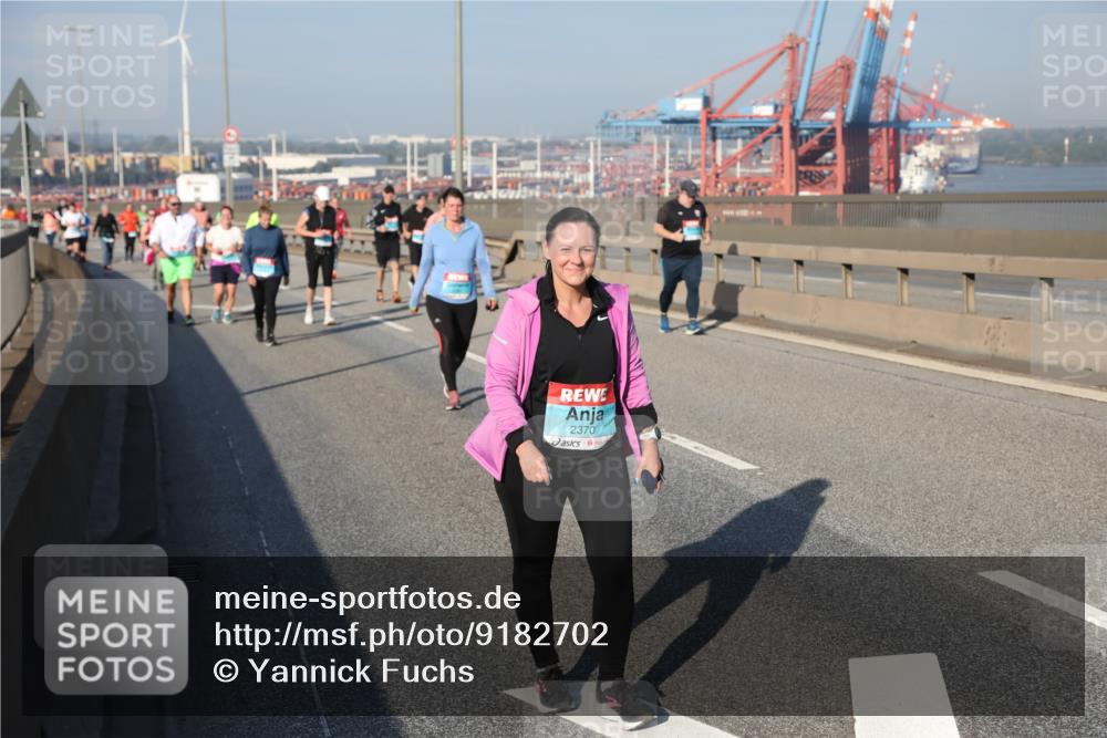 03.10.2025 - Köhlbrandbrückenlauf Yannick Fuchs http://msf.ph/oto/9182702 03.10.2025 09:00:57 Position 2 2370 meine-sportfotos.de