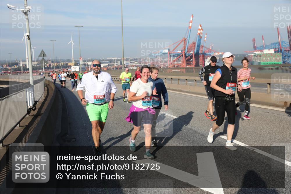 03.10.2025 - Köhlbrandbrückenlauf Yannick Fuchs http://msf.ph/oto/9182725 03.10.2025 09:01:06 Position 2  meine-sportfotos.de
