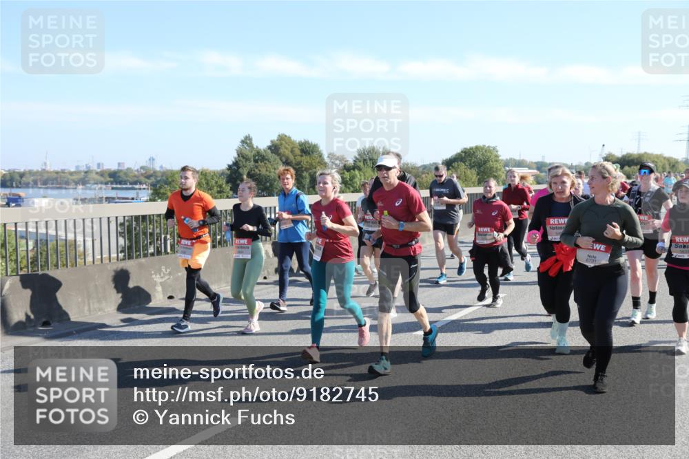 03.10.2025 - Köhlbrandbrückenlauf Yannick Fuchs http://msf.ph/oto/9182745 03.10.2025 11:25:37 Position 3 6731, 5633 meine-sportfotos.de