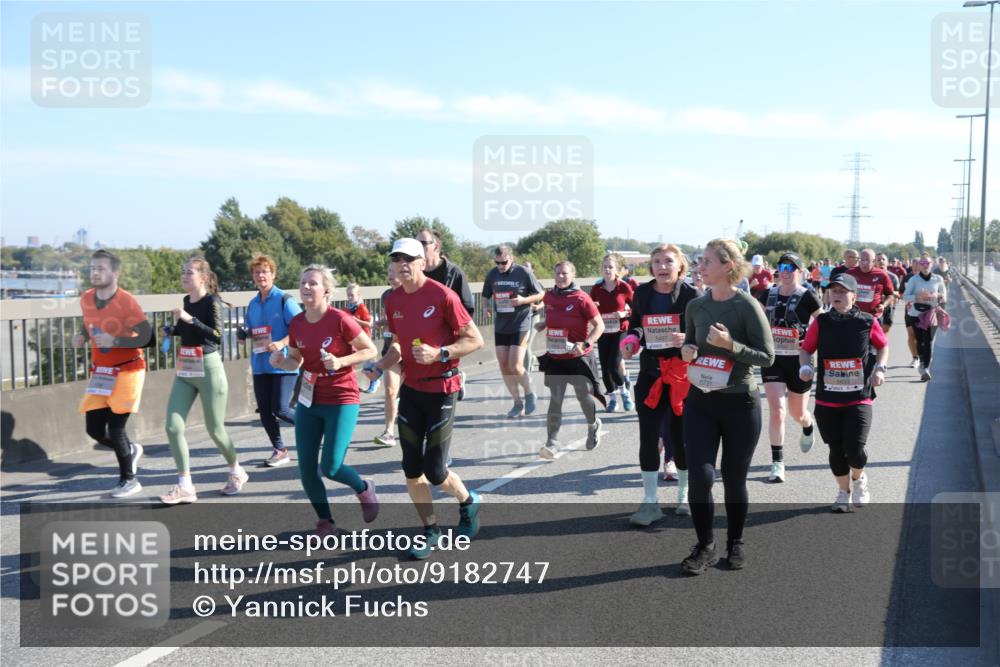 03.10.2025 - Köhlbrandbrückenlauf Yannick Fuchs http://msf.ph/oto/9182747 03.10.2025 11:25:37 Position 3 5497, 6731 meine-sportfotos.de
