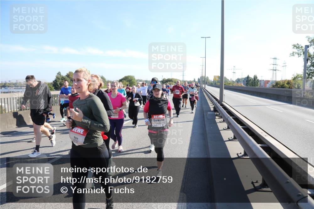 03.10.2025 - Köhlbrandbrückenlauf Yannick Fuchs http://msf.ph/oto/9182759 03.10.2025 11:25:39 Position 3 6731, 5633 meine-sportfotos.de