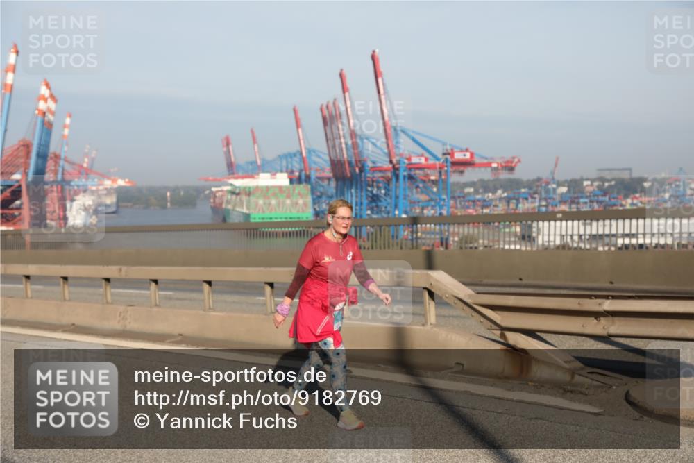 03.10.2025 - Köhlbrandbrückenlauf Yannick Fuchs http://msf.ph/oto/9182769 03.10.2025 09:01:15 Position 2  meine-sportfotos.de