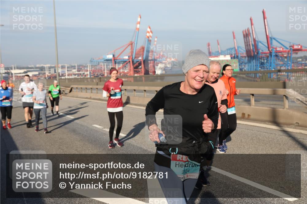 03.10.2025 - Köhlbrandbrückenlauf Yannick Fuchs http://msf.ph/oto/9182781 03.10.2025 09:01:18 Position 2 2324 meine-sportfotos.de