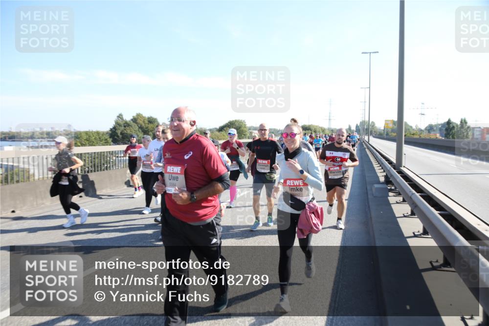 03.10.2025 - Köhlbrandbrückenlauf Yannick Fuchs http://msf.ph/oto/9182789 03.10.2025 11:25:42 Position 3 5584, 5246 meine-sportfotos.de