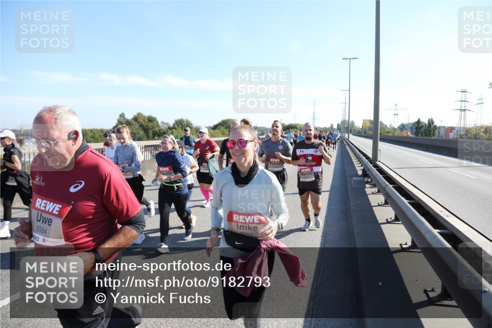 03.10.2025 - Köhlbrandbrückenlauf Yannick Fuchs http://msf.ph/oto/9182793 03.10.2025 11:25:42 Position 3 5584, 5292 meine-sportfotos.de