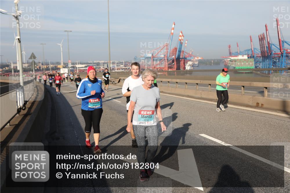 03.10.2025 - Köhlbrandbrückenlauf Yannick Fuchs http://msf.ph/oto/9182804 03.10.2025 09:01:22 Position 2 3298 meine-sportfotos.de