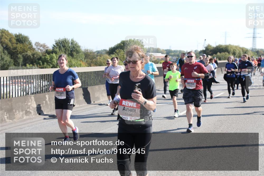 03.10.2025 - Köhlbrandbrückenlauf Yannick Fuchs http://msf.ph/oto/9182845 03.10.2025 11:25:49 Position 3 5579, 5190 meine-sportfotos.de
