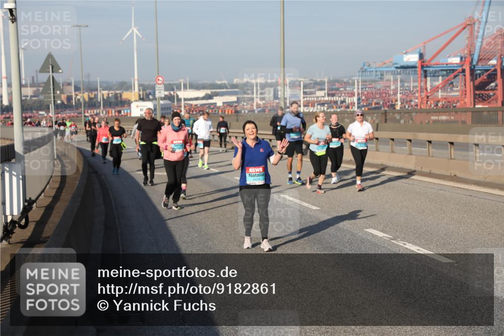 03.10.2025 - Köhlbrandbrückenlauf Yannick Fuchs http://msf.ph/oto/9182861 03.10.2025 09:01:35 Position 2 2474 meine-sportfotos.de