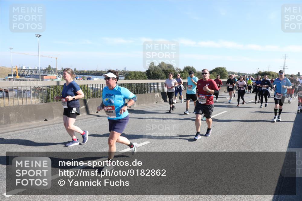03.10.2025 - Köhlbrandbrückenlauf Yannick Fuchs http://msf.ph/oto/9182862 03.10.2025 11:25:51 Position 3 6400 meine-sportfotos.de
