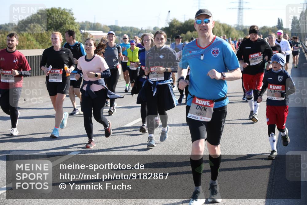 03.10.2025 - Köhlbrandbrückenlauf Yannick Fuchs http://msf.ph/oto/9182867 03.10.2025 11:25:51 Position 3 5340, 5482, 5477, 4949, 63 meine-sportfotos.de