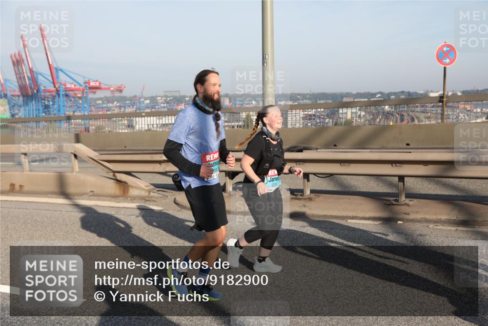 03.10.2025 - Köhlbrandbrückenlauf Yannick Fuchs http://msf.ph/oto/9182900 03.10.2025 09:01:43 Position 2 2238, 118 meine-sportfotos.de