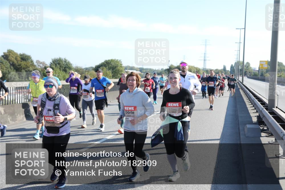 03.10.2025 - Köhlbrandbrückenlauf Yannick Fuchs http://msf.ph/oto/9182909 03.10.2025 11:25:57 Position 3 5756, 5585, 6825 meine-sportfotos.de