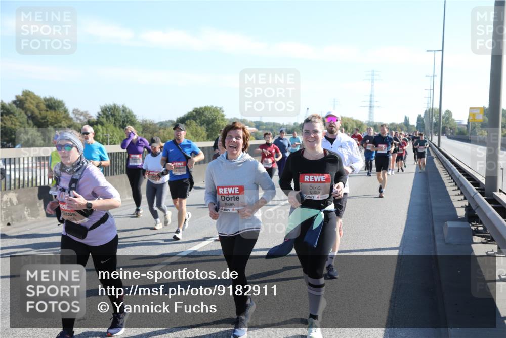 03.10.2025 - Köhlbrandbrückenlauf Yannick Fuchs http://msf.ph/oto/9182911 03.10.2025 11:25:57 Position 3 5585, 6825 meine-sportfotos.de