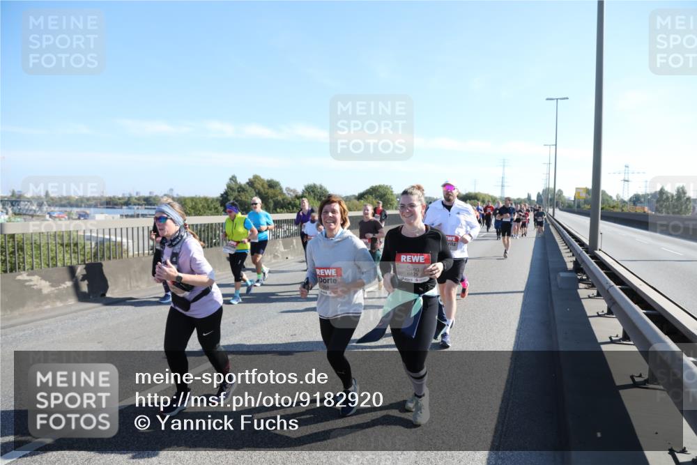 03.10.2025 - Köhlbrandbrückenlauf Yannick Fuchs http://msf.ph/oto/9182920 03.10.2025 11:25:58 Position 3 6825, 558 meine-sportfotos.de
