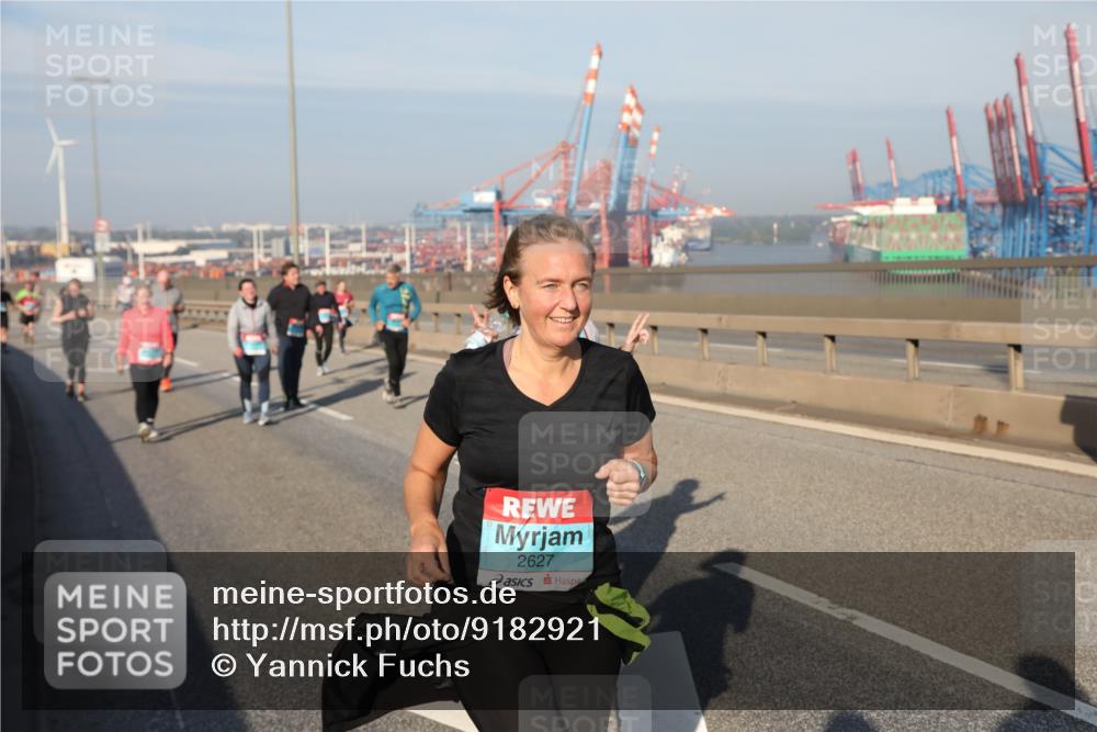 03.10.2025 - Köhlbrandbrückenlauf Yannick Fuchs http://msf.ph/oto/9182921 03.10.2025 09:01:47 Position 2 2627 meine-sportfotos.de