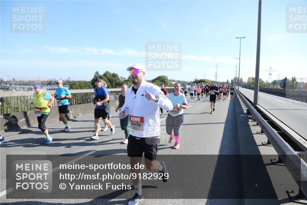 03.10.2025 - Köhlbrandbrückenlauf Yannick Fuchs http://msf.ph/oto/9182929 03.10.2025 11:25:59 Position 3 5193 meine-sportfotos.de