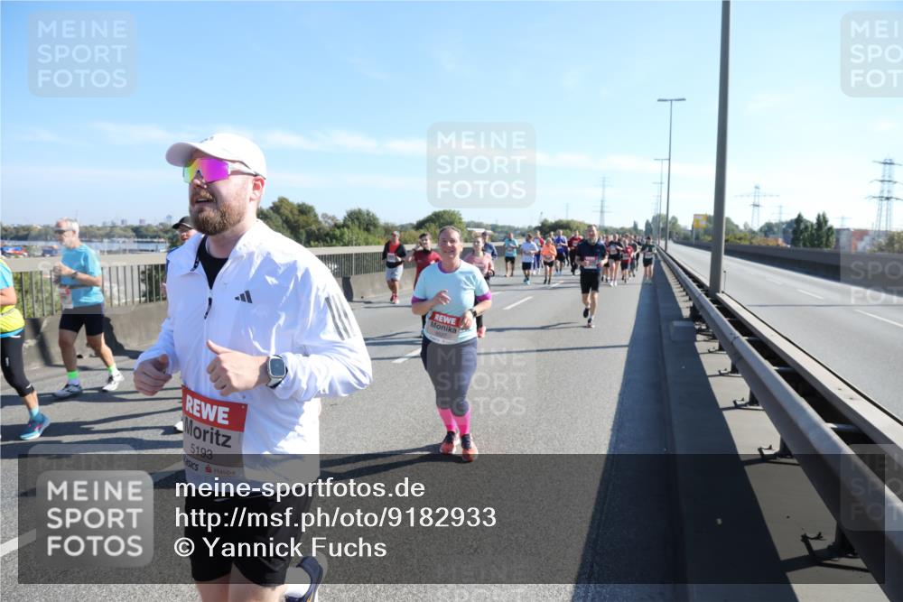 03.10.2025 - Köhlbrandbrückenlauf Yannick Fuchs http://msf.ph/oto/9182933 03.10.2025 11:26:00 Position 3 5193, 6527 meine-sportfotos.de
