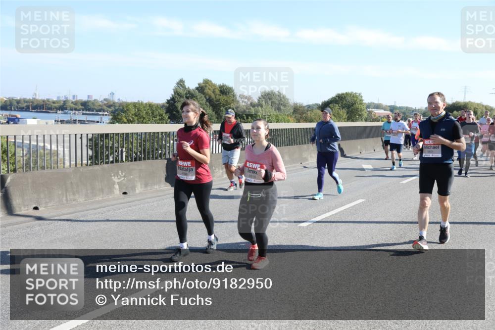 03.10.2025 - Köhlbrandbrückenlauf Yannick Fuchs http://msf.ph/oto/9182950 03.10.2025 11:26:01 Position 3 5515, 5601 meine-sportfotos.de