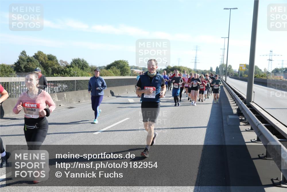 03.10.2025 - Köhlbrandbrückenlauf Yannick Fuchs http://msf.ph/oto/9182954 03.10.2025 11:26:02 Position 3 5515 meine-sportfotos.de