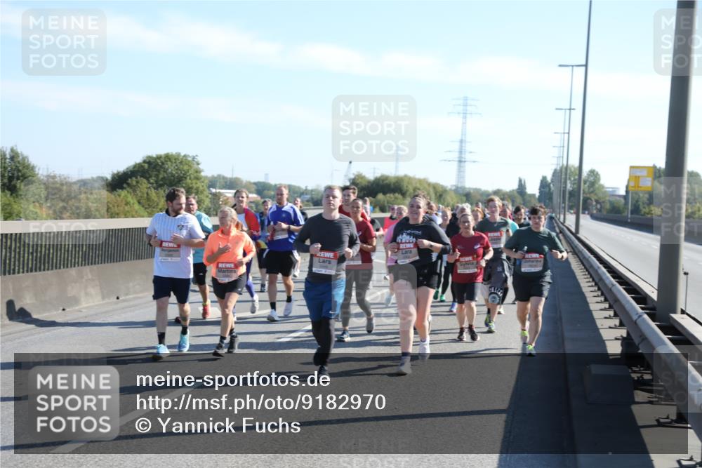 03.10.2025 - Köhlbrandbrückenlauf Yannick Fuchs http://msf.ph/oto/9182970 03.10.2025 11:26:04 Position 3  meine-sportfotos.de