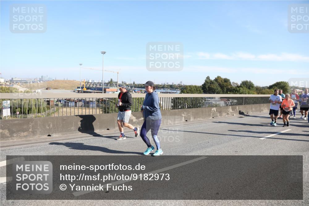 03.10.2025 - Köhlbrandbrückenlauf Yannick Fuchs http://msf.ph/oto/9182973 03.10.2025 11:26:04 Position 3 1020 meine-sportfotos.de
